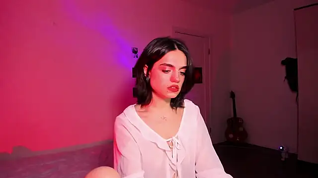 Snapshot of nightfloatt chatting on January 2026 03:59:01 PM nightfloatt online show from January 2026 03:59:01 PM