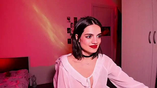 Snapshot of nightfloatt chatting on January 2026 08:40:02 PM nightfloatt online show from January 2026 08:40:02 PM