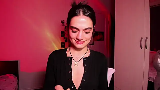 Snapshot of nightfloatt chatting on February 2026 06:50:02 PM nightfloatt online show from February 2026 06:50:02 PM