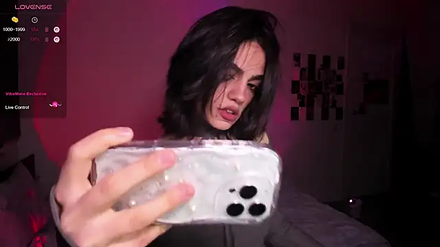 Snapshot of nightfloatt chatting on February 2026 08:04:01 PM nightfloatt online show from February 2026 08:04:01 PM