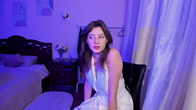 Snapshot of ShannanBeauty chatting on October 2025 05:35:02 PM ShannanBeauty online show from October 2025 05:35:02 PM
