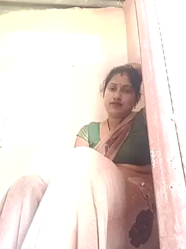 Snapshot of Rayal_bhabi chatting on December 2025 05:28:01 AM Rayal bhabi online show from December 2025 05:28:01 AM