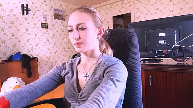 AmeliLia online show from March 2026 11:14:01 AM