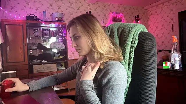 AmeliLia online show from March 2026 02:54:02 PM