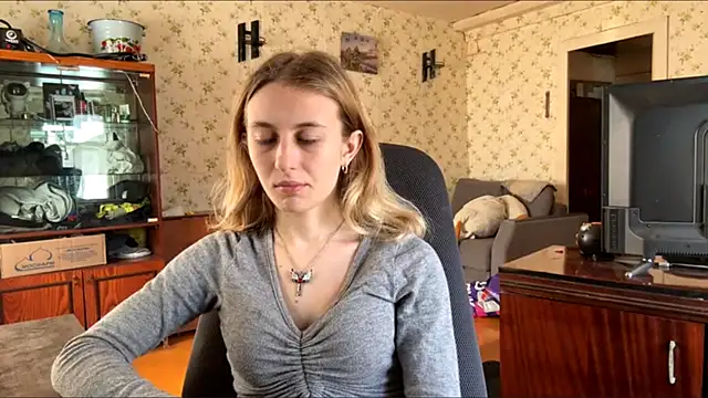 AmeliLia online show from March 2026 10:09:01 AM