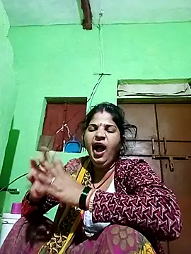 Karishma cute online show from February 2026 12:26:02 AM