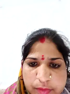 Karishma cute online show from February 2026 01:09:02 AM