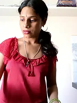Snapshot of Nitya_hot chatting on May 2026 04:07:02 AM Nitya hot online show from May 2026 04:07:02 AM