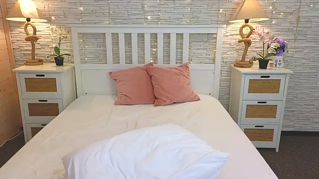 Soft Lilly online show from May 2026 05:13:02 AM