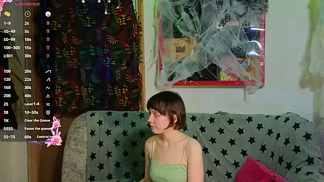 Snapshot of ReincarnatedAngel chatting on November 2025 07:36:02 PM ReincarnatedAngel online show from November 2025 07:36:02 PM