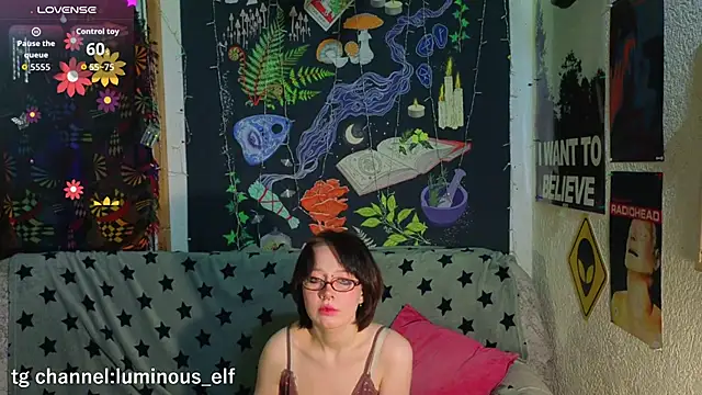 ReincarnatedAngel online show from January 2026 06:35:01 PM