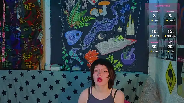 ReincarnatedAngel online show from February 2026 04:44:02 PM