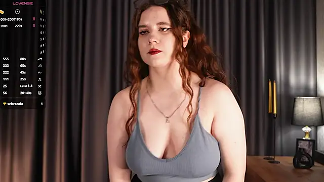 Snapshot of YuriFout chatting on October 2025 03:18:01 PM YuriFout online show from October 2025 03:18:01 PM