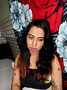 Snapshot of Darling_Annie chatting on November 2025 07:24:01 PM Darling Annie online show from November 2025 07:24:01 PM