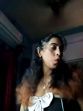 Snapshot of Darling_Annie chatting on November 2025 06:34:01 PM Darling Annie online show from November 2025 06:34:01 PM