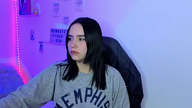 Emily Lindey online show from March 2026 05:37:02 AM