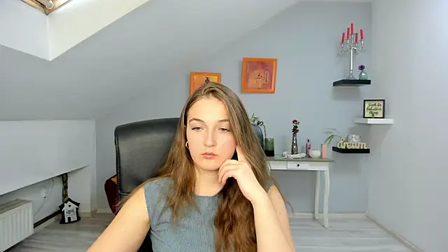 Snapshot of AnneWilsonn chatting on November 2025 12:27:01 PM AnneWilsonn online show from November 2025 12:27:01 PM