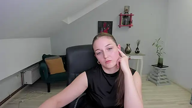 Snapshot of AnneWilsonn chatting on December 2025 08:58:01 PM AnneWilsonn online show from December 2025 08:58:01 PM