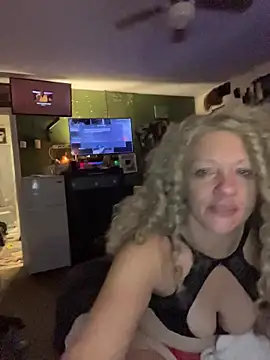 Snapshot of queenkelly1234 chatting on October 2025 02:36:02 AM queenkelly1234 online show from October 2025 02:36:02 AM