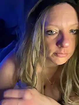 queenkelly1234 online show from March 2026 03:45:02 AM