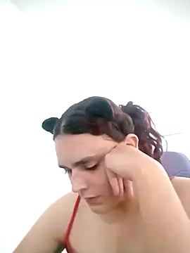 Snapshot of La-Gatiita-trans chatting on October 2025 01:55:01 PM La-Gatiita-trans online show from October 2025 01:55:01 PM