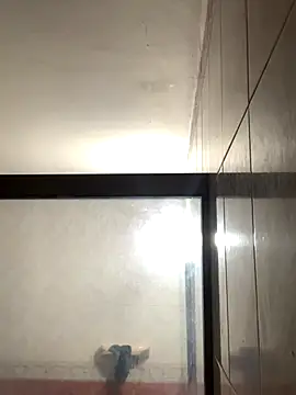 Snapshot of La-Gatiita-trans chatting on November 2025 11:16:01 PM La-Gatiita-trans online show from November 2025 11:16:01 PM