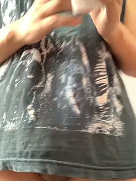 Snapshot of La-Gatiita-trans chatting on November 2025 02:43:02 PM La-Gatiita-trans online show from November 2025 02:43:02 PM