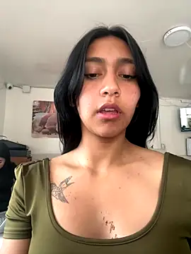 Snapshot of Nahomy_cute1 chatting on November 2025 08:43:01 PM Nahomy cute1 online show from November 2025 08:43:01 PM