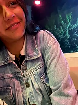 Snapshot of Nahomy_cute1 chatting on December 2025 04:51:01 AM Nahomy cute1 online show from December 2025 04:51:01 AM