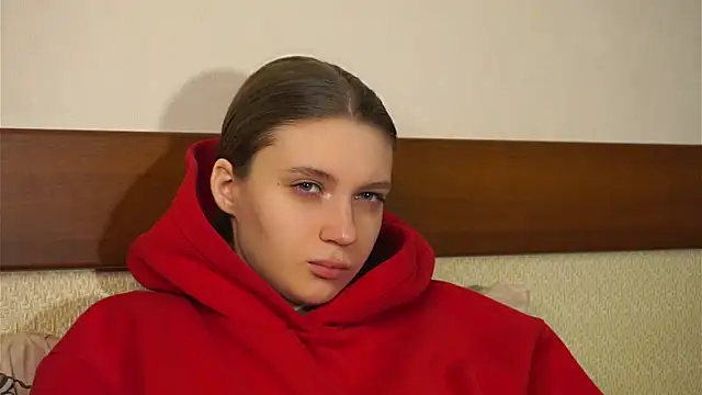 Snapshot of RoslynArcuo chatting on November 2025 08:07:01 PM RoslynArcuo online show from November 2025 08:07:01 PM