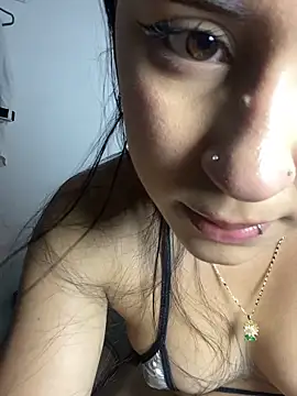 cristalxxx hott online show from October 2025 05:52:01 PM