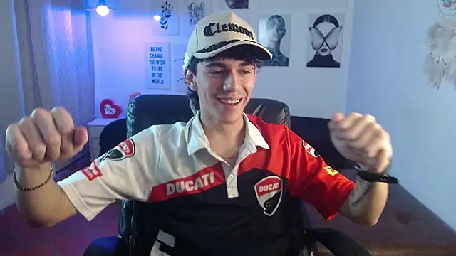 AmethystShadow17 online show from February 2026 07:29:01 PM