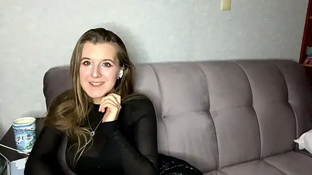 Snapshot of AnnamariaVieu chatting on November 2025 08:45:01 PM AnnamariaVieu online show from November 2025 08:45:01 PM