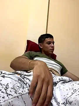 Snapshot of Michael_black01 chatting on November 2025 02:21:01 AM Michael black01 online show from November 2025 02:21:01 AM