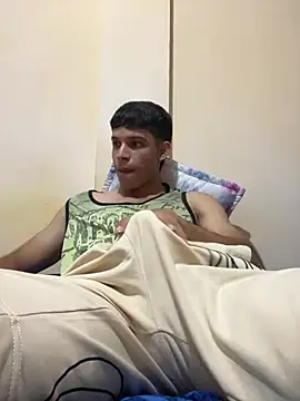 Snapshot of Michael_black01 chatting on March 2026 01:45:01 AM Michael black01 online show from March 2026 01:45:01 AM