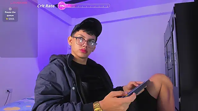 Axel Cody  online show from December 2025 11:39:02 AM