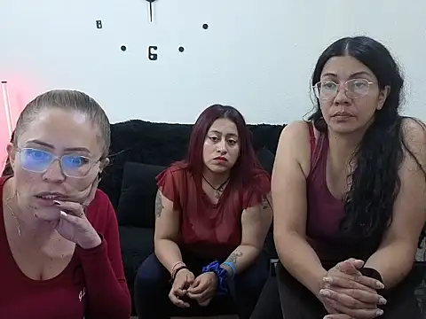 lesb milf online show from May 2026 08:14:01 PM