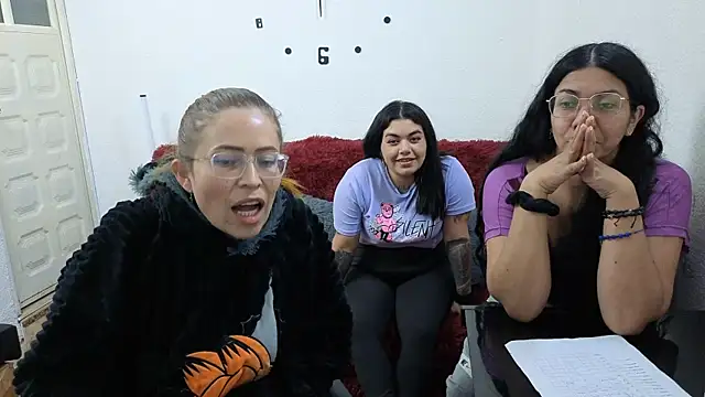 lesb milf online show from June 2026 12:32:02 AM