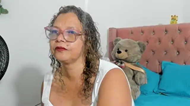 victoriaborunys online show from June 2026 04:55:01 AM