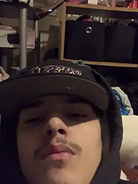 Snapshot of CarmeloA chatting on October 2025 04:52:02 PM CarmeloA online show from October 2025 04:52:02 PM