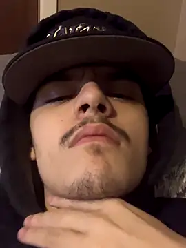 Snapshot of CarmeloA chatting on November 2025 05:33:02 PM CarmeloA online show from November 2025 05:33:02 PM