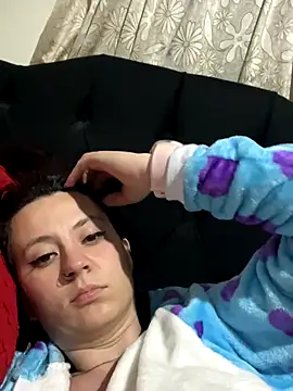 Snapshot of Zoe_fire chatting on October 2025 12:24:02 AM Zoe fire online show from October 2025 12:24:02 AM