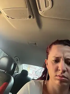 Snapshot of Zoe_fire chatting on November 2025 01:17:02 PM Zoe fire online show from November 2025 01:17:02 PM