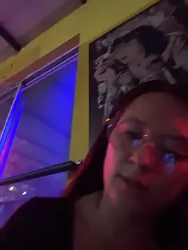 Zoe fire online show from February 2026 03:22:02 AM