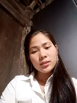 Lyssa-a online show from May 2026 06:30:02 AM