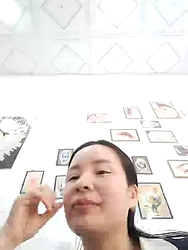 Listen-ly online show from December 2025 06:41:01 AM