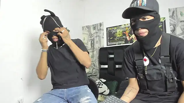 Snapshot of hidden_straights chatting on October 2025 06:58:02 AM hidden straights online show from October 2025 06:58:02 AM