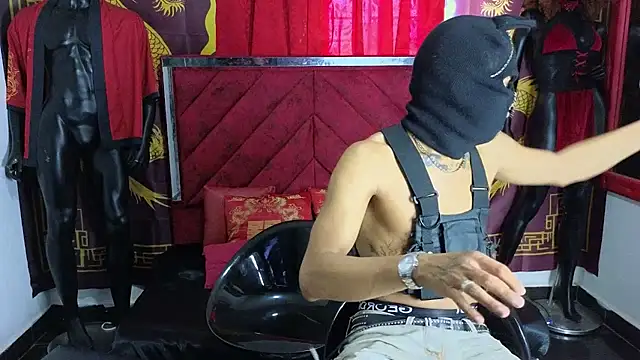 Snapshot of hidden_straights chatting on October 2025 07:48:02 PM hidden straights online show from October 2025 07:48:02 PM