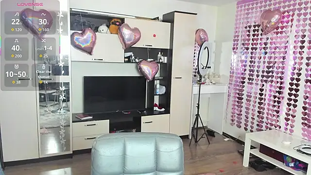 HeatherNextDoor online show from February 2026 05:01:01 AM