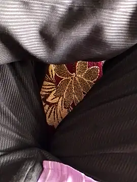 Snapshot of svk_05 chatting on November 2025 04:27:01 AM svk 05 online show from November 2025 04:27:01 AM